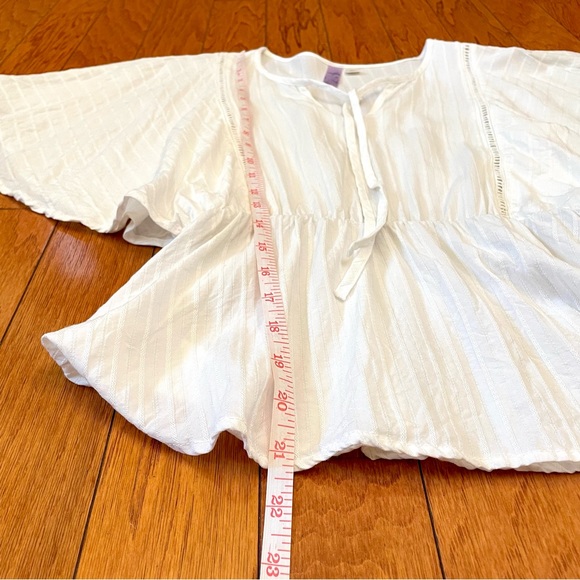 Francesca’s Alya White Blouse Boho Peasant Style Peplum Top Size XS - Picture 6 of 10
